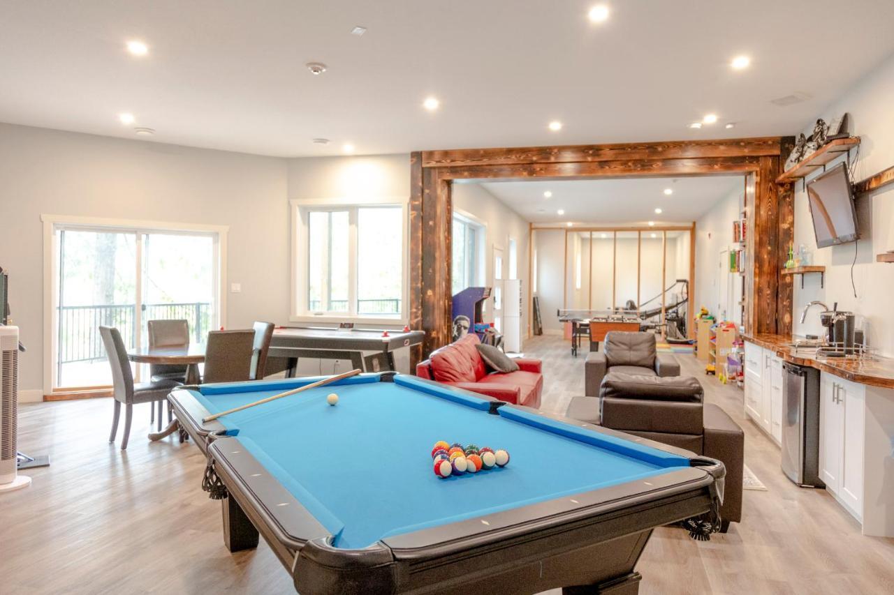 Ski In Ski Out With Huge Game Room And Hot Tub เฟอร์นี ภายนอก รูปภาพ