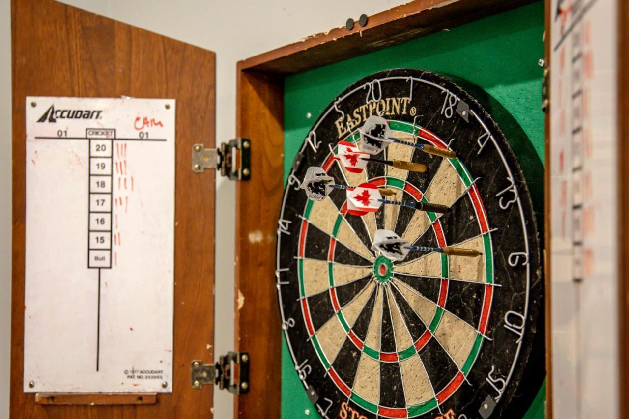 Ski In Ski Out With Huge Game Room And Hot Tub เฟอร์นี ภายนอก รูปภาพ